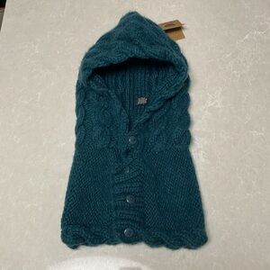 Andes Gifts fair trade teal Alpaca hoodie with button closure . NWT
